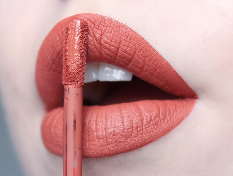 Matte Liquid Lipstick x Brown Plum