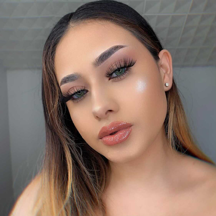 Lipgloss x Basic